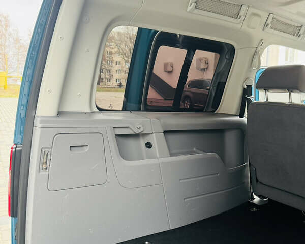 Зеленый Фольксваген Кадди, объемом двигателя 1.9 л и пробегом 313 тыс. км за 9400 $, фото 43 на Automoto.ua