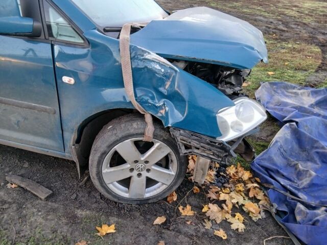 Зеленый Фольксваген Кадди, объемом двигателя 1.9 л и пробегом 350 тыс. км за 3000 $, фото 7 на Automoto.ua