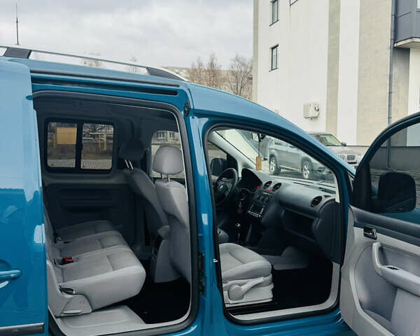 Зеленый Фольксваген Кадди, объемом двигателя 1.9 л и пробегом 313 тыс. км за 9400 $, фото 28 на Automoto.ua