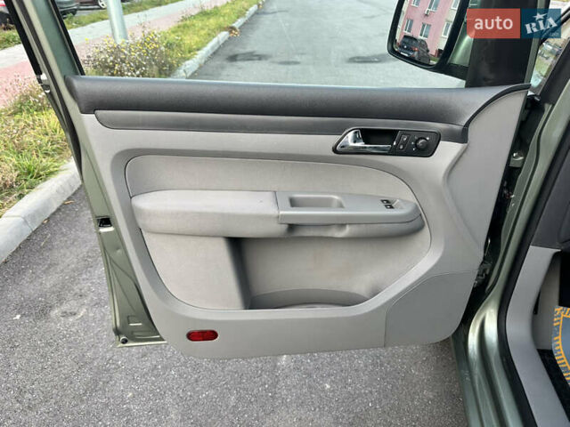 Фольксваген Кадди 2008 в Виннице на Automoto.ua Зеленый Фольксваген Кадди, объемом двигателя 1.6 л и пробегом 201 тыс. км за 9999 $, фото 44 на Automoto.ua