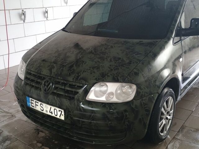 Зелений Фольксваген Кадді, об'ємом двигуна 2 л та пробігом 380 тис. км за 3600 $, фото 1 на Automoto.ua