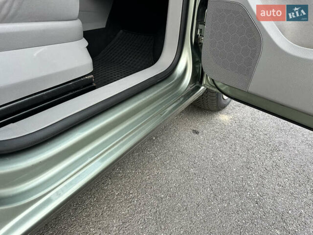 Фольксваген Кадди 2008 в Виннице на Automoto.ua Зеленый Фольксваген Кадди, объемом двигателя 1.6 л и пробегом 201 тыс. км за 9999 $, фото 78 на Automoto.ua