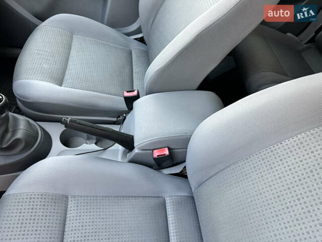 Фольксваген Кадди 2008 в Виннице на Automoto.ua Зеленый Фольксваген Кадди, объемом двигателя 1.6 л и пробегом 201 тыс. км за 9999 $, фото 54 на Automoto.ua