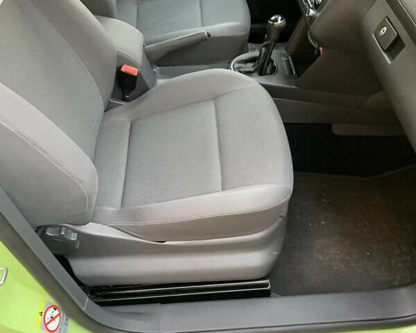 Зеленый Фольксваген Кадди, объемом двигателя 1.6 л и пробегом 267 тыс. км за 11450 $, фото 18 на Automoto.ua