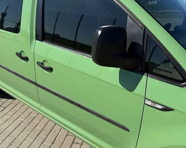 Зелений Фольксваген Кадді, об'ємом двигуна 1.97 л та пробігом 270 тис. км за 15200 $, фото 13 на Automoto.ua