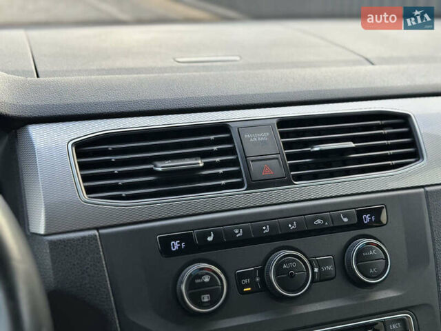 Зелений Фольксваген Кадді, об'ємом двигуна 2 л та пробігом 230 тис. км за 19950 $, фото 40 на Automoto.ua