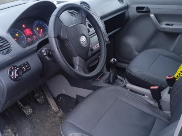 Зелений Фольксваген Кадді, об'ємом двигуна 1.9 л та пробігом 100 тис. км за 6500 $, фото 4 на Automoto.ua