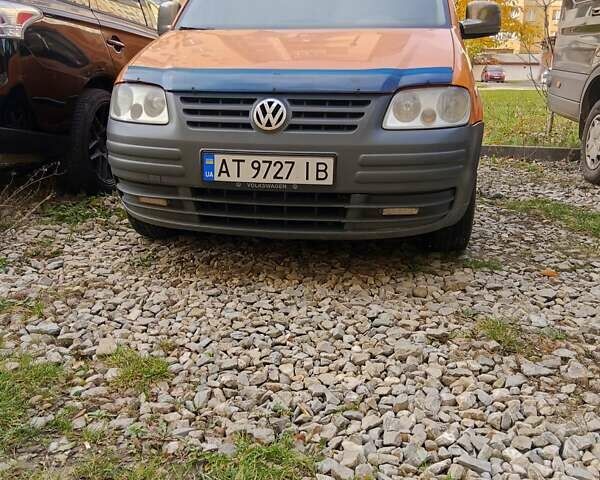 Оранжевый Фольксваген Кадди, объемом двигателя 1.9 л и пробегом 236 тыс. км за 6300 $, фото 1 на Automoto.ua