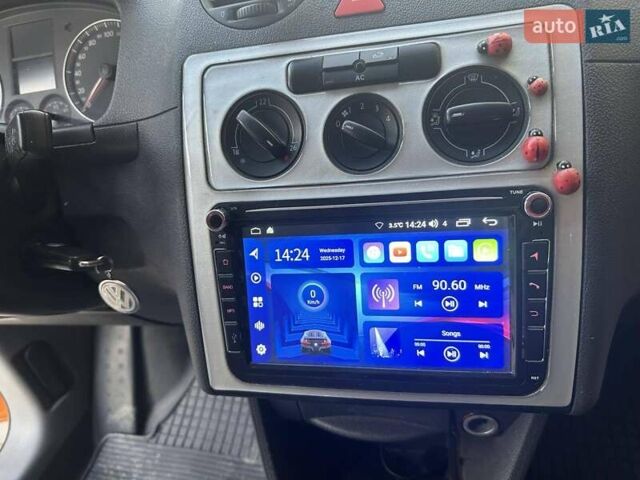 Оранжевый Фольксваген Кадди, объемом двигателя 1.9 л и пробегом 238 тыс. км за 5900 $, фото 9 на Automoto.ua