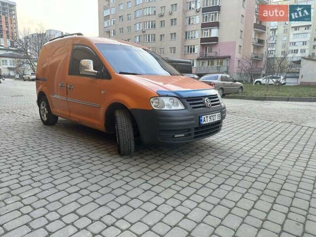 Оранжевый Фольксваген Кадди, объемом двигателя 1.9 л и пробегом 238 тыс. км за 5900 $, фото 2 на Automoto.ua
