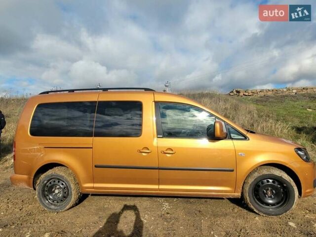 Оранжевый Фольксваген Кадди, объемом двигателя 2 л и пробегом 120 тыс. км за 15500 $, фото 7 на Automoto.ua