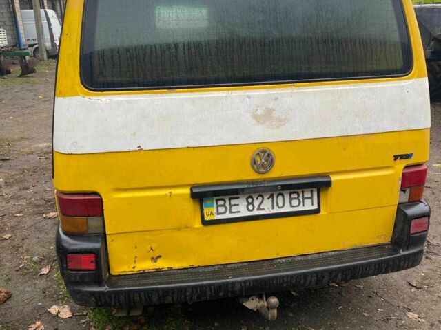Желтый Фольксваген Кемпер, объемом двигателя 14.86 л и пробегом 400 тыс. км за 3500 $, фото 3 на Automoto.ua