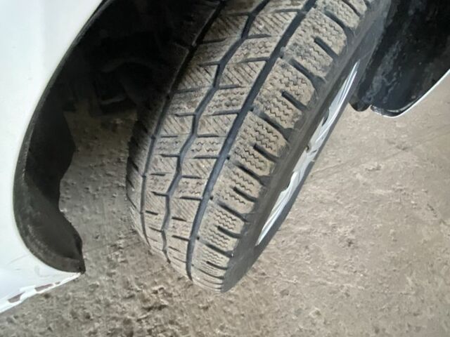 Белый Фольксваген Каравелла, объемом двигателя 0 л и пробегом 350 тыс. км за 17000 $, фото 10 на Automoto.ua