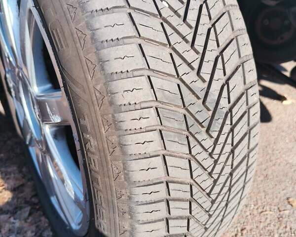 Белый Фольксваген Каравелла, объемом двигателя 2.46 л и пробегом 450 тыс. км за 4200 $, фото 8 на Automoto.ua