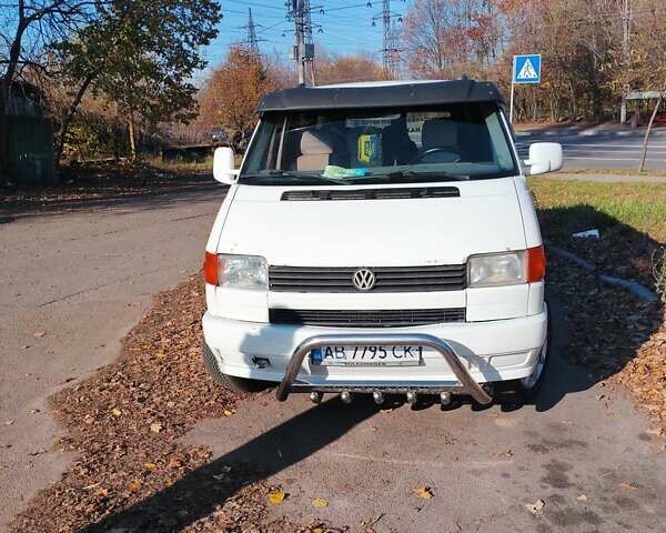 Белый Фольксваген Каравелла, объемом двигателя 2.46 л и пробегом 450 тыс. км за 4200 $, фото 4 на Automoto.ua