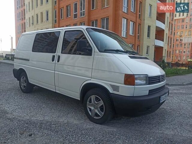 Белый Фольксваген Каравелла, объемом двигателя 1.9 л и пробегом 340 тыс. км за 5599 $, фото 4 на Automoto.ua