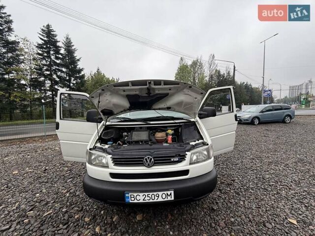 Білий Фольксваген Каравелла, об'ємом двигуна 2.5 л та пробігом 591 тис. км за 6999 $, фото 70 на Automoto.ua