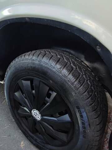 Білий Фольксваген Каравелла, об'ємом двигуна 2.5 л та пробігом 420 тис. км за 6800 $, фото 2 на Automoto.ua