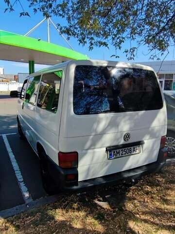 Білий Фольксваген Каравелла, об'ємом двигуна 2.5 л та пробігом 420 тис. км за 6800 $, фото 5 на Automoto.ua