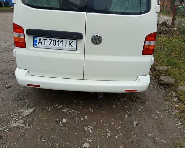 Белый Фольксваген Каравелла, объемом двигателя 2.5 л и пробегом 280 тыс. км за 7800 $, фото 19 на Automoto.ua
