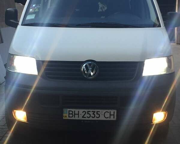 Белый Фольксваген Каравелла, объемом двигателя 0 л и пробегом 350 тыс. км за 8400 $, фото 2 на Automoto.ua