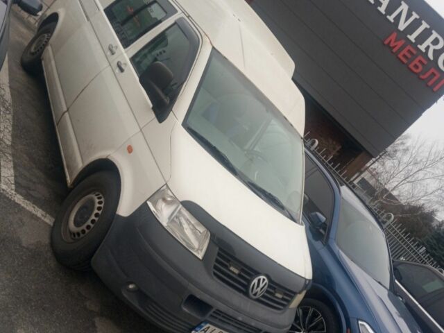 Білий Фольксваген Каравелла, об'ємом двигуна 1.9 л та пробігом 330 тис. км за 6999 $, фото 2 на Automoto.ua