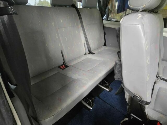 Фольксваген Каравелла 2006 в Ровно на Automoto.ua Белый Фольксваген Каравелла, объемом двигателя 1.9 л и пробегом 235 тыс. км за 6750 $, фото 12 на Automoto.ua