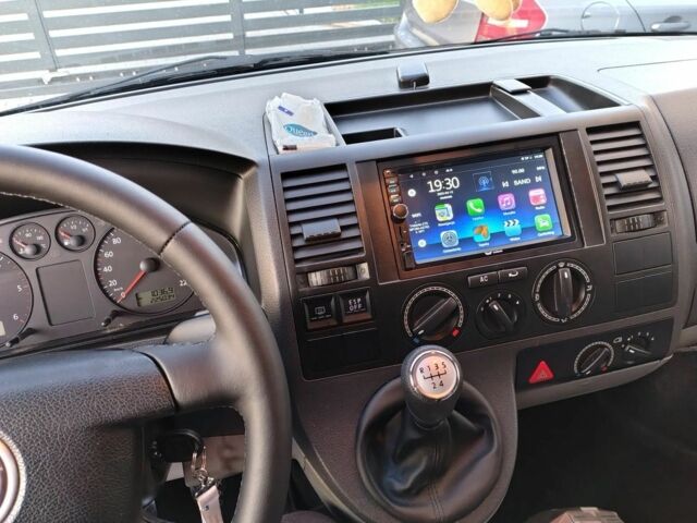 Фольксваген Каравелла 2006 в Кривом Роге на Automoto.ua Белый Фольксваген Каравелла, объемом двигателя 1.9 л и пробегом 235 тыс. км за 7800 $, фото 3 на Automoto.ua