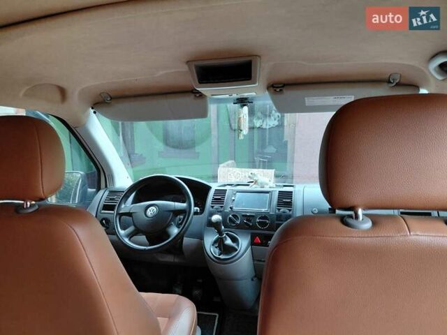 Фольксваген Каравелла 2007 в Жмеренке на Automoto.ua Белый Фольксваген Каравелла, объемом двигателя 1.9 л и пробегом 345 тыс. км за 8650 $, фото 13 на Automoto.ua