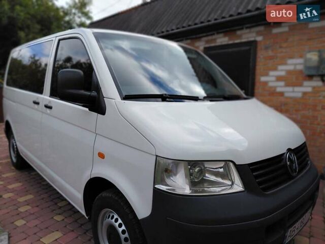 Фольксваген Каравелла 2007 в Жмеренке на Automoto.ua Белый Фольксваген Каравелла, объемом двигателя 1.9 л и пробегом 345 тыс. км за 8650 $, фото 2 на Automoto.ua