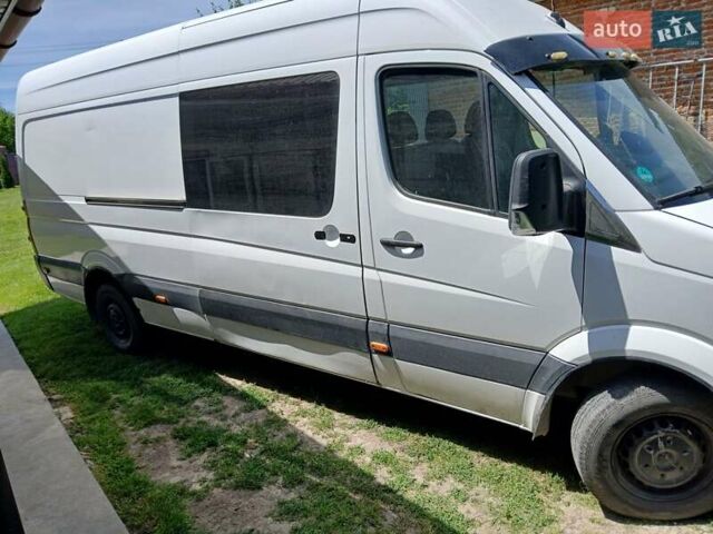 Белый Фольксваген Каравелла, объемом двигателя 2.46 л и пробегом 480 тыс. км за 10500 $, фото 2 на Automoto.ua