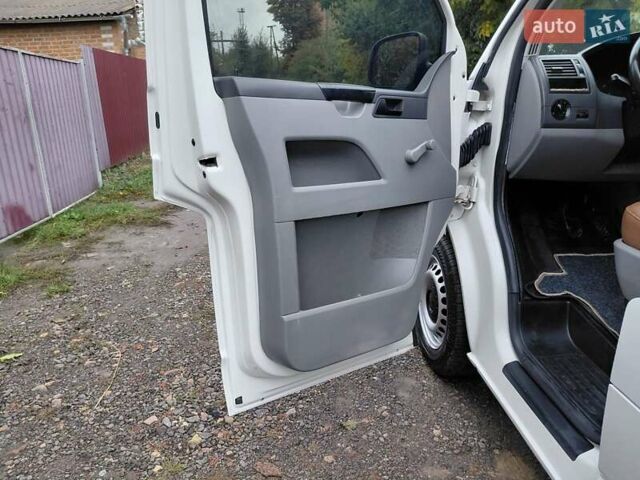 Фольксваген Каравелла 2007 в Жмеренке на Automoto.ua Белый Фольксваген Каравелла, объемом двигателя 1.9 л и пробегом 345 тыс. км за 8650 $, фото 29 на Automoto.ua