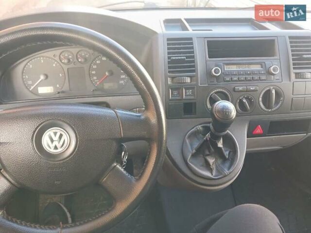 Фольксваген Каравелла 2007 у Рівному на Automoto.ua Білий Фольксваген Каравелла, об'ємом двигуна 2.5 л та пробігом 320 тис. км за 5999 $, фото 2 на Automoto.ua