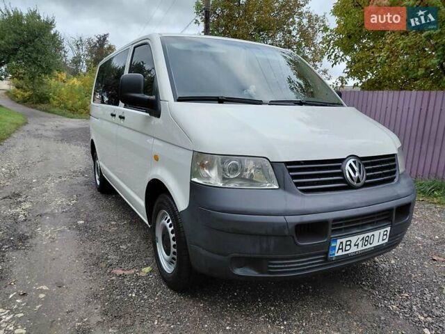 Фольксваген Каравелла 2007 в Жмеренке на Automoto.ua Белый Фольксваген Каравелла, объемом двигателя 1.9 л и пробегом 345 тыс. км за 8650 $, фото 19 на Automoto.ua