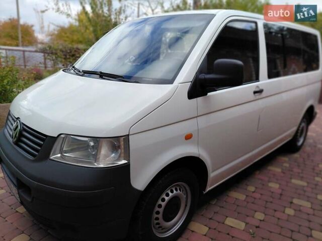 Фольксваген Каравелла 2007 в Жмеренке на Automoto.ua Белый Фольксваген Каравелла, объемом двигателя 1.9 л и пробегом 345 тыс. км за 8650 $, фото 4 на Automoto.ua