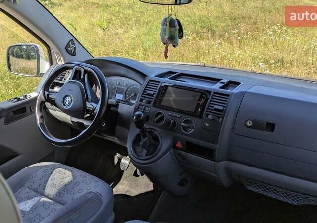 Білий Фольксваген Каравелла, об'ємом двигуна 1.98 л та пробігом 202 тис. км за 15700 $, фото 18 на Automoto.ua