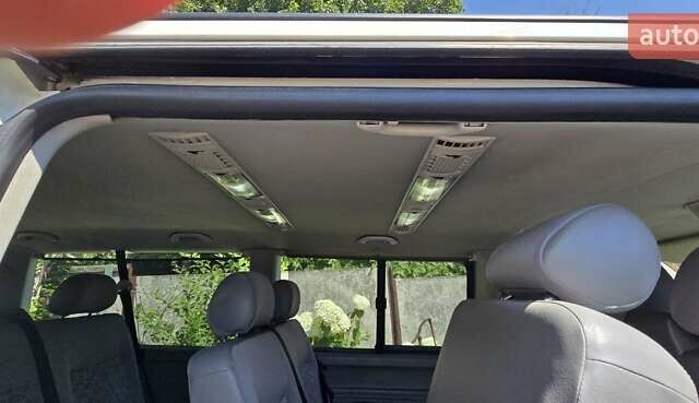 Белый Фольксваген Каравелла, объемом двигателя 2.46 л и пробегом 252 тыс. км за 9999 $, фото 14 на Automoto.ua