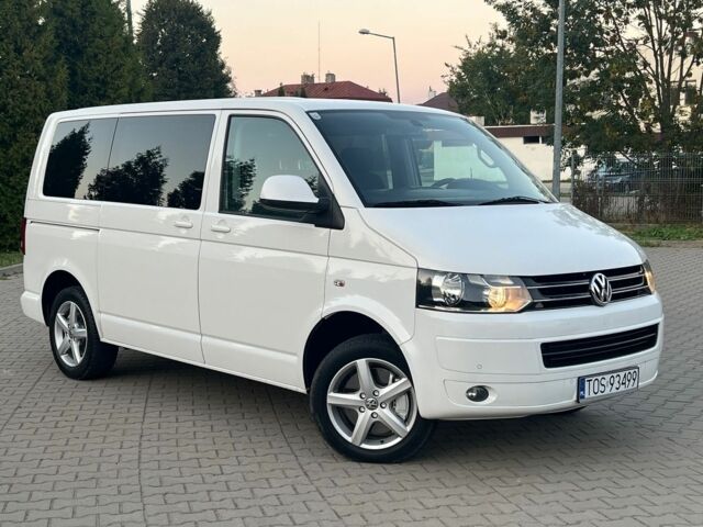 Білий Фольксваген Каравелла, об'ємом двигуна 2 л та пробігом 208 тис. км за 8200 $, фото 2 на Automoto.ua