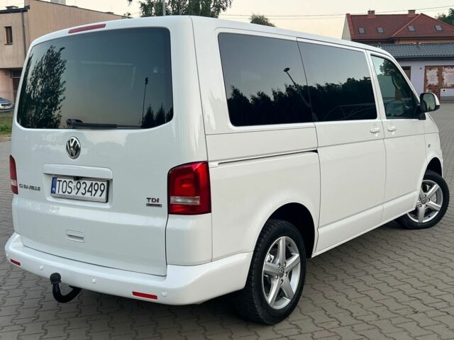 Білий Фольксваген Каравелла, об'ємом двигуна 2 л та пробігом 208 тис. км за 8200 $, фото 5 на Automoto.ua