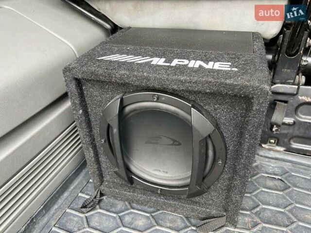 Белый Фольксваген Каравелла, объемом двигателя 2 л и пробегом 283 тыс. км за 16900 $, фото 30 на Automoto.ua