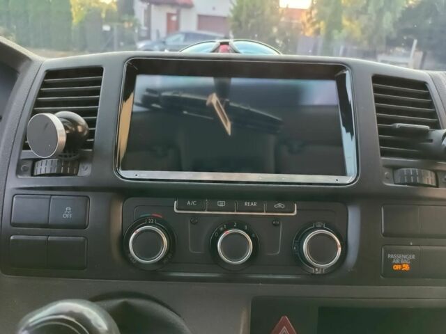 Белый Фольксваген Каравелла, объемом двигателя 2 л и пробегом 208 тыс. км за 8200 $, фото 17 на Automoto.ua