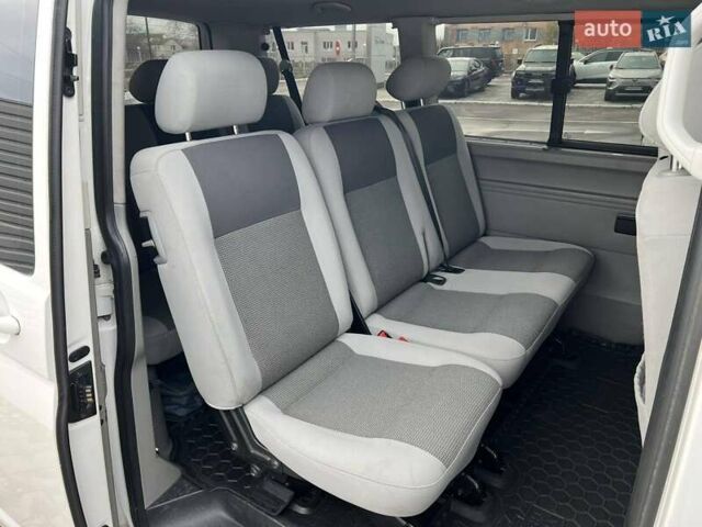 Белый Фольксваген Каравелла, объемом двигателя 2 л и пробегом 283 тыс. км за 16900 $, фото 28 на Automoto.ua