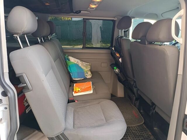 Белый Фольксваген Каравелла, объемом двигателя 2 л и пробегом 208 тыс. км за 8200 $, фото 19 на Automoto.ua