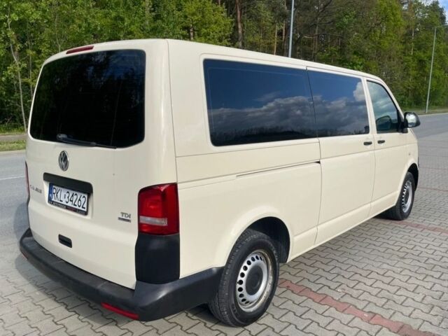 Білий Фольксваген Каравелла, об'ємом двигуна 2 л та пробігом 124 тис. км за 4300 $, фото 3 на Automoto.ua