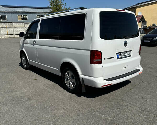 Белый Фольксваген Каравелла, объемом двигателя 1.97 л и пробегом 295 тыс. км за 19700 $, фото 2 на Automoto.ua