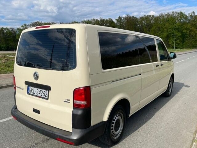 Білий Фольксваген Каравелла, об'ємом двигуна 2 л та пробігом 124 тис. км за 4300 $, фото 5 на Automoto.ua