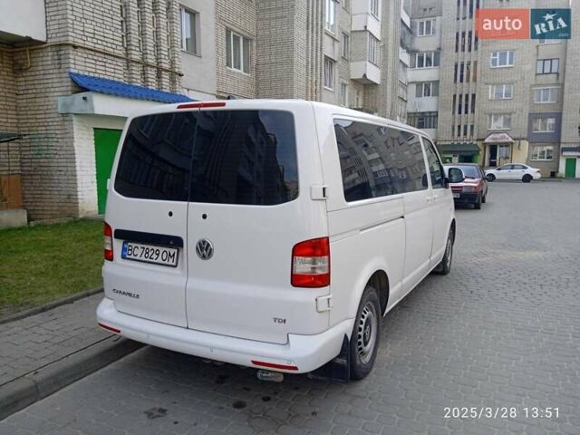 Белый Фольксваген Каравелла, объемом двигателя 1.97 л и пробегом 420 тыс. км за 18500 $, фото 5 на Automoto.ua