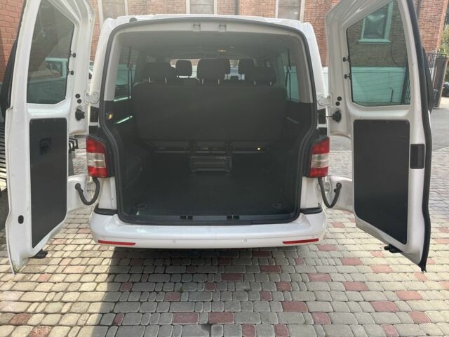 Фольксваген Каравелла 2014 в Харькове на Automoto.ua Белый Фольксваген Каравелла, объемом двигателя 2 л и пробегом 276 тыс. км за 16500 $, фото 11 на Automoto.ua