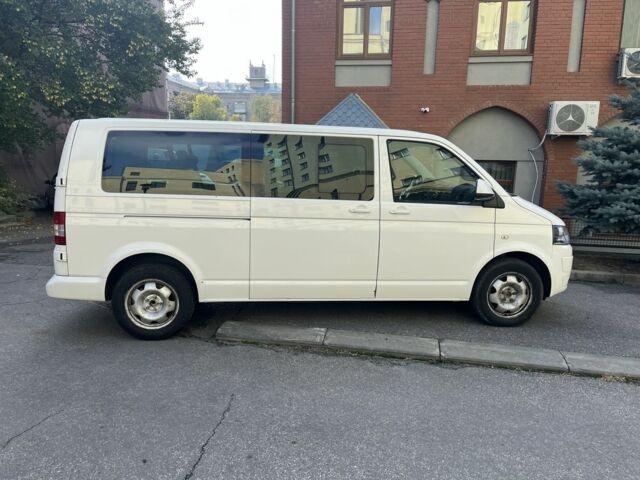 Фольксваген Каравелла 2014 в Харькове на Automoto.ua Белый Фольксваген Каравелла, объемом двигателя 2 л и пробегом 276 тыс. км за 16500 $, фото 5 на Automoto.ua