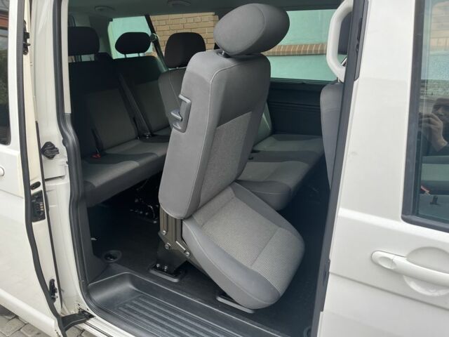 Фольксваген Каравелла 2014 в Харькове на Automoto.ua Белый Фольксваген Каравелла, объемом двигателя 2 л и пробегом 276 тыс. км за 16500 $, фото 8 на Automoto.ua